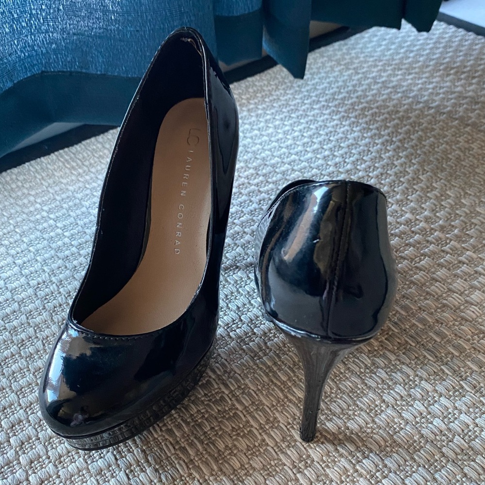 Black platform heels 3”